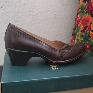 Clarks Women's Dark Brown Heels